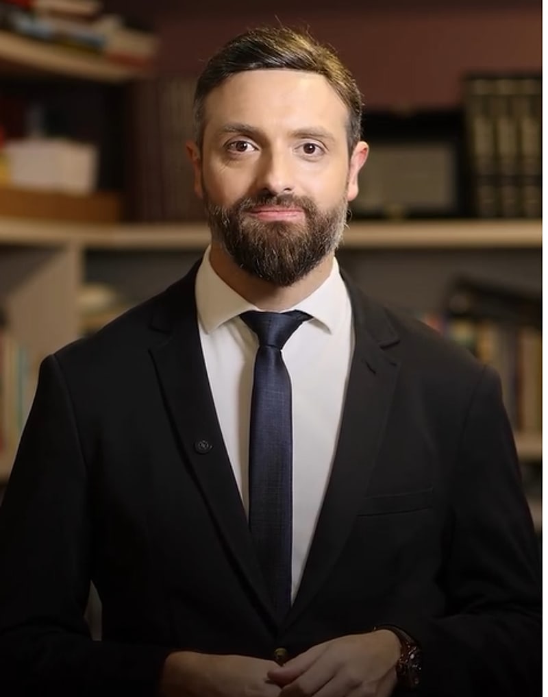 Dr. Caciano Vinicius Krenchinski, responsável técnico da VilleCare Sênior